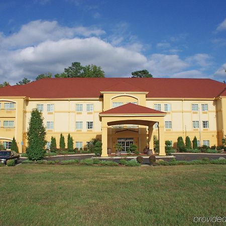 La Quinta Inn & Suites Fultondale Bagian luar foto