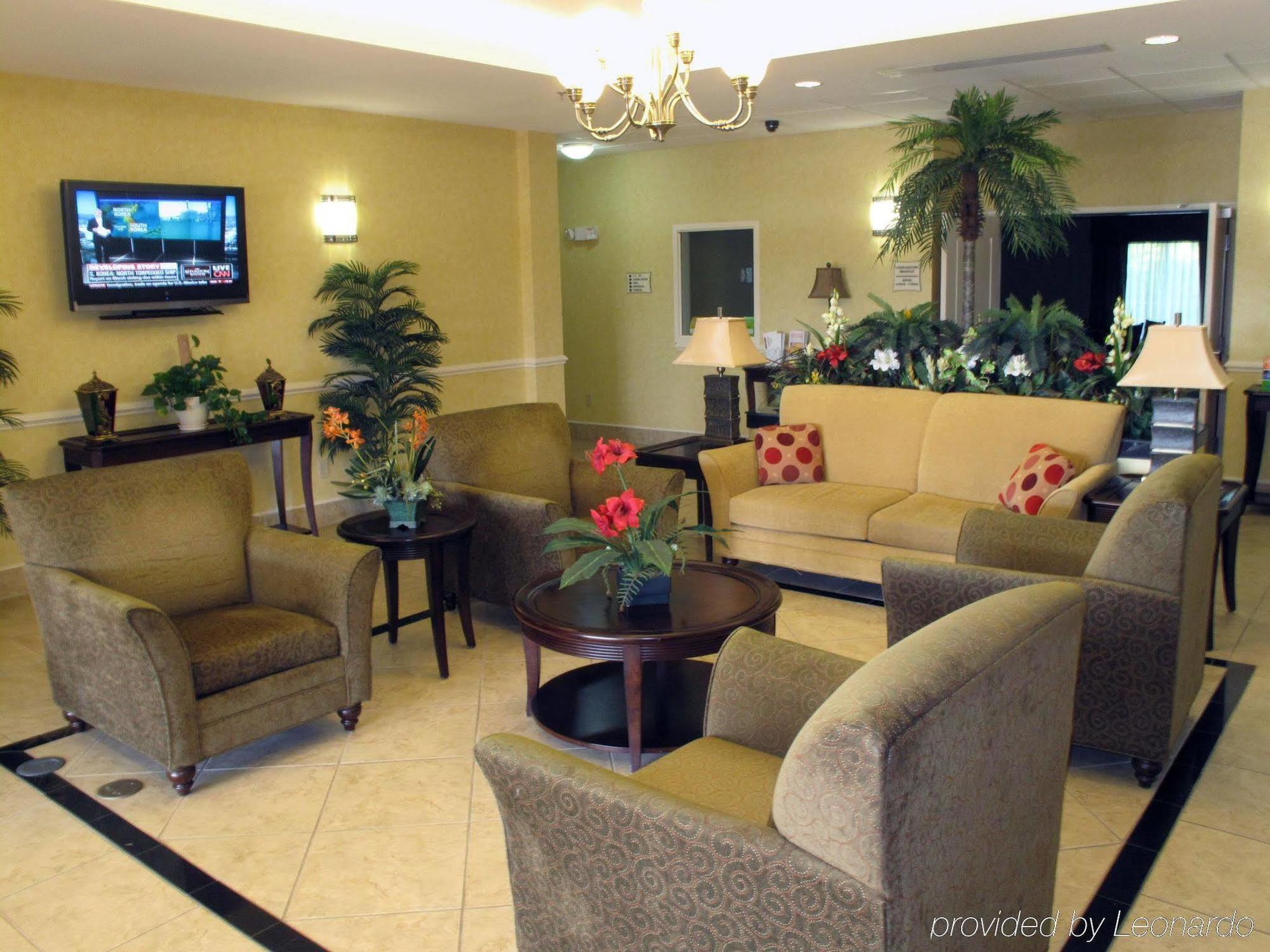 La Quinta Inn & Suites Fultondale Bagian luar foto